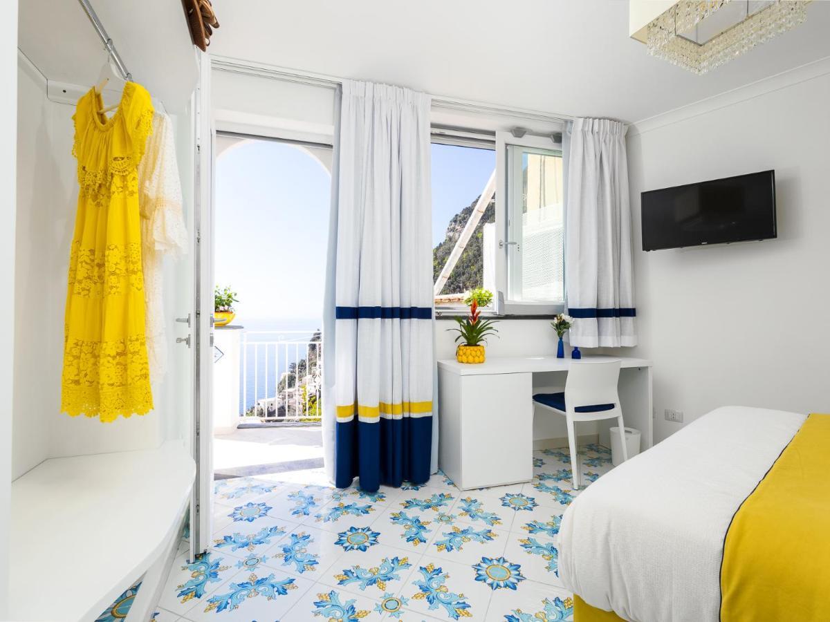Blue Waves - De Vivo Realty Positano Leilighet Eksteriør bilde