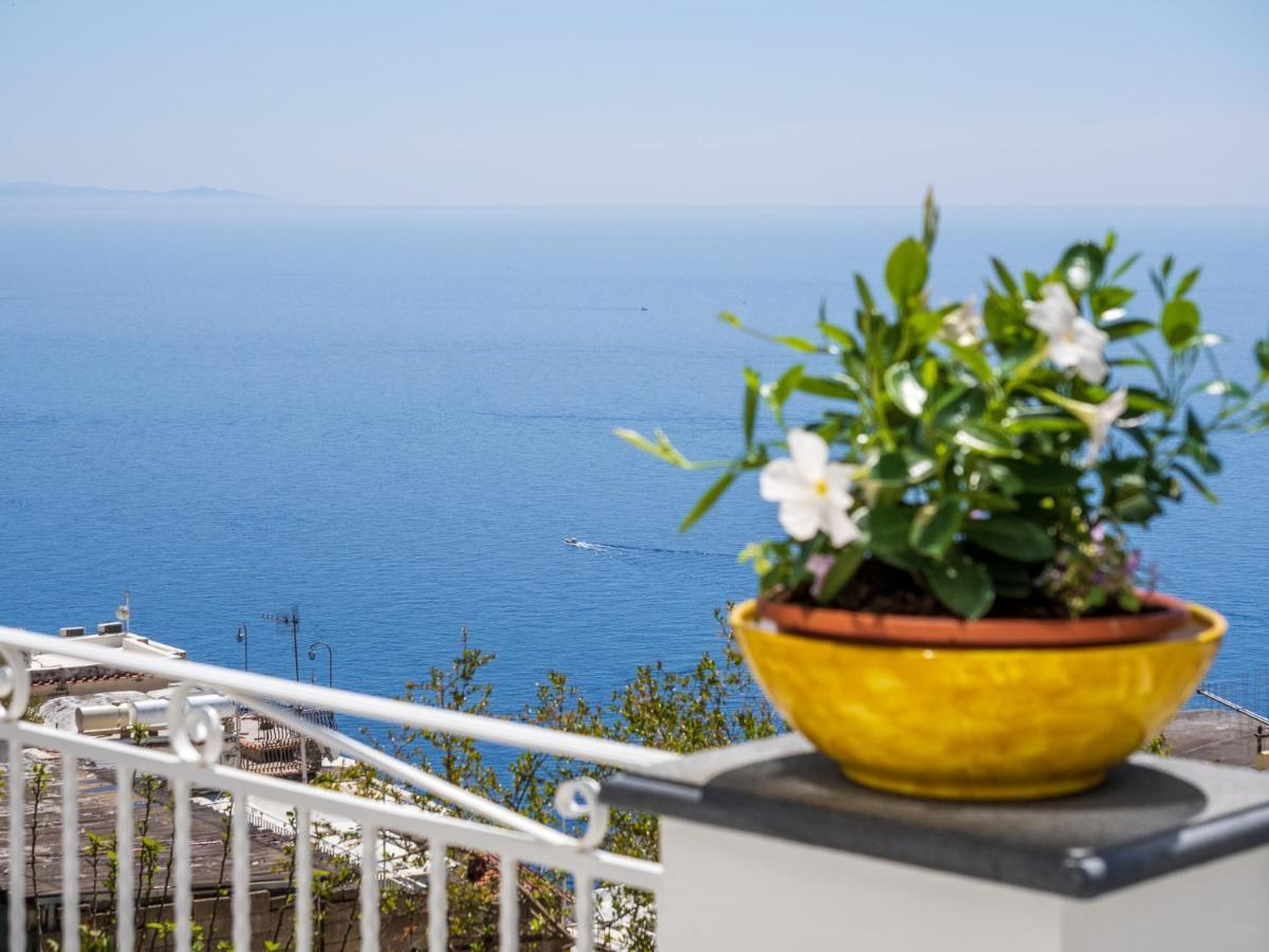Blue Waves - De Vivo Realty Positano Leilighet Eksteriør bilde
